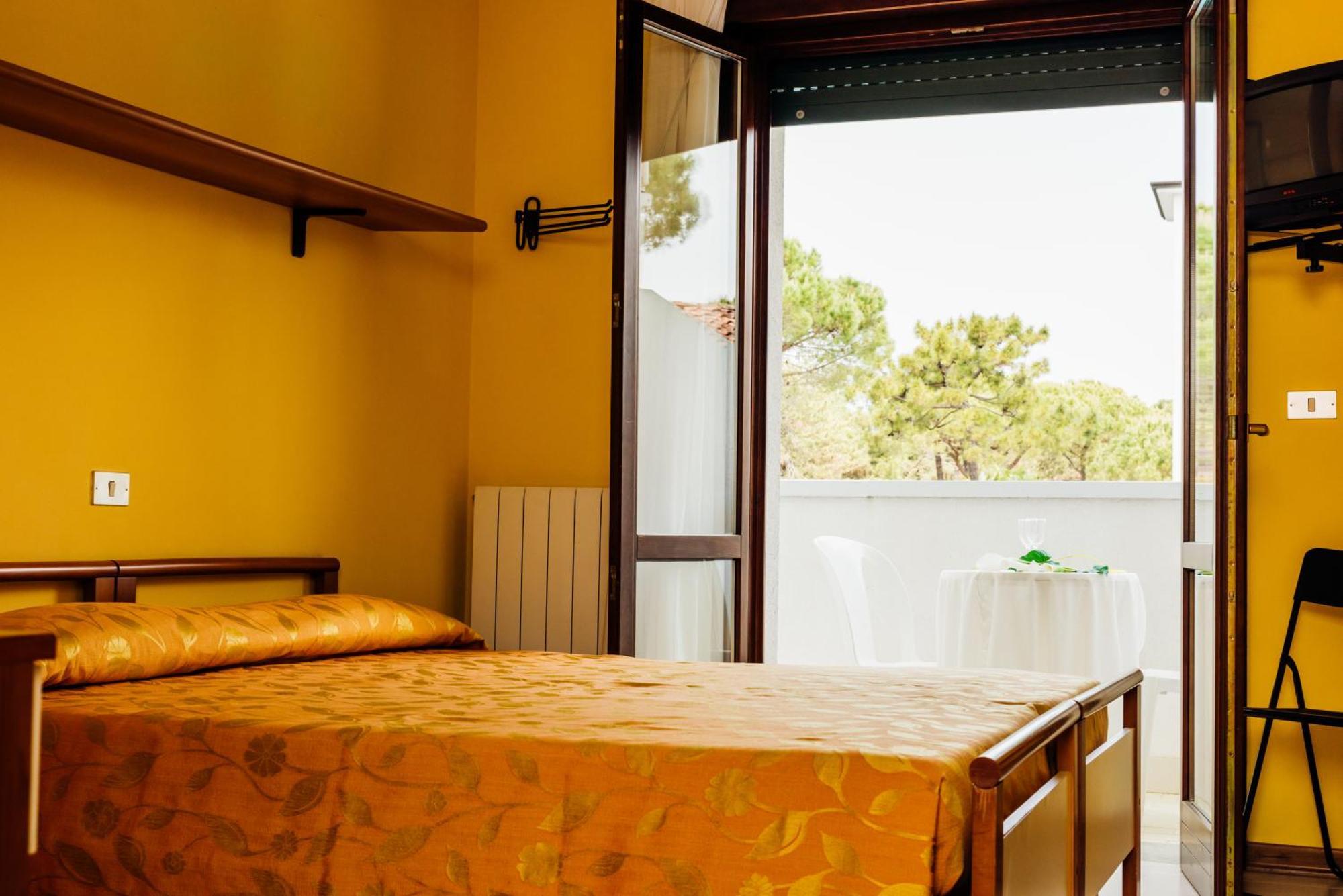 Hotel Rosa Dei Venti Lignano Sabbiadoro Quarto foto